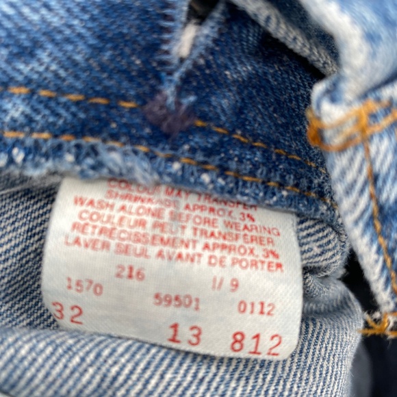 Levi's Jeans Women's Size 32 Vintage Made In Canada 501 Full Front Button - Picture 13 of 13